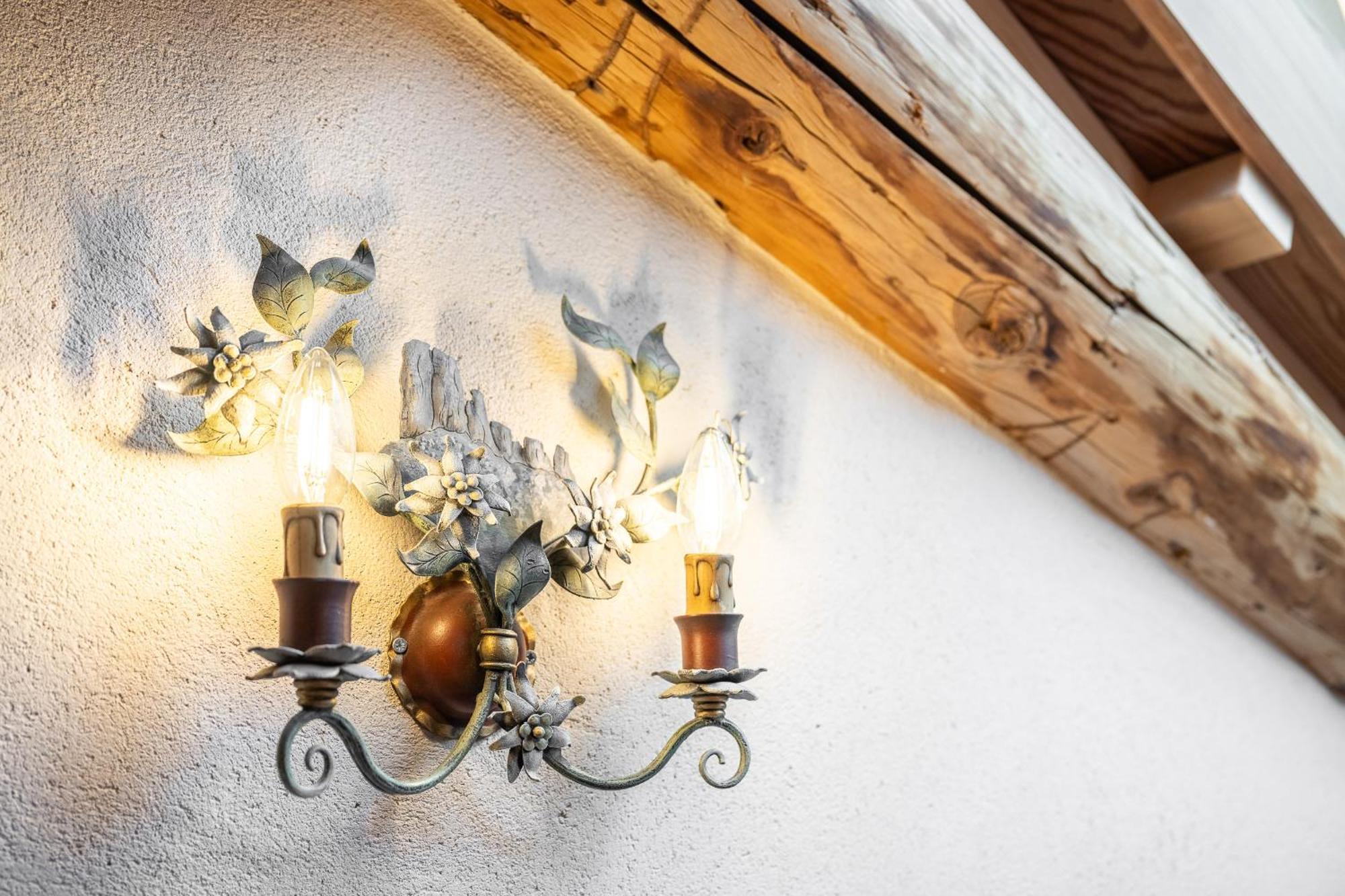 Cortina Lodge Cortina dʼAmpezzo Kültér fotó