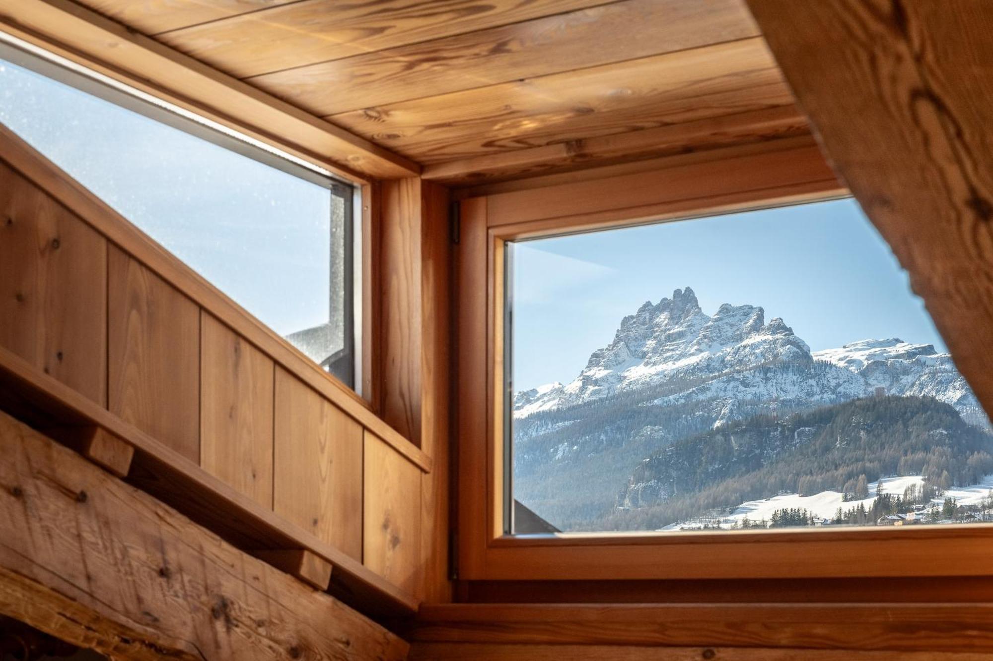 Cortina Lodge Cortina dʼAmpezzo Kültér fotó