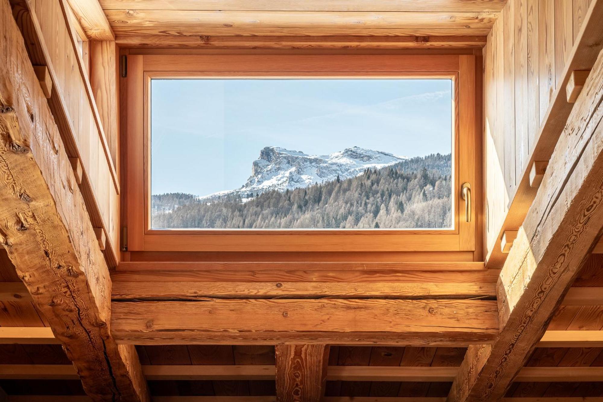 Cortina Lodge Cortina dʼAmpezzo Kültér fotó